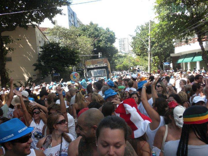 Apartamento Por Temporada No Leblon *